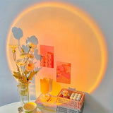 Sunset projection lamp, USB home decoration atmosphere lamp, multi-angle rotatable, suitable for home living room and bedroom